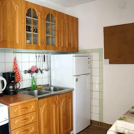 Apartments Feral Baška Voda Extérieur photo