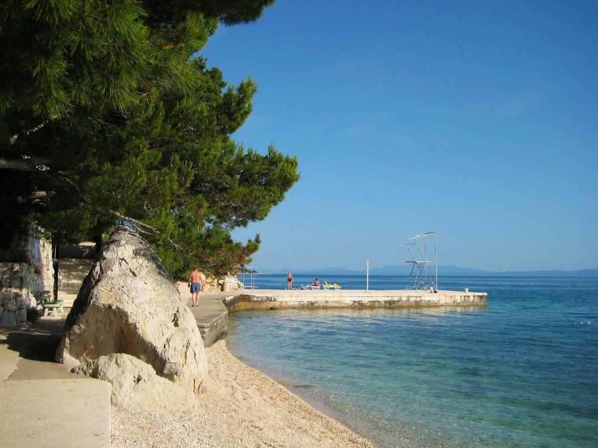 Feral Apartment Baska Voda